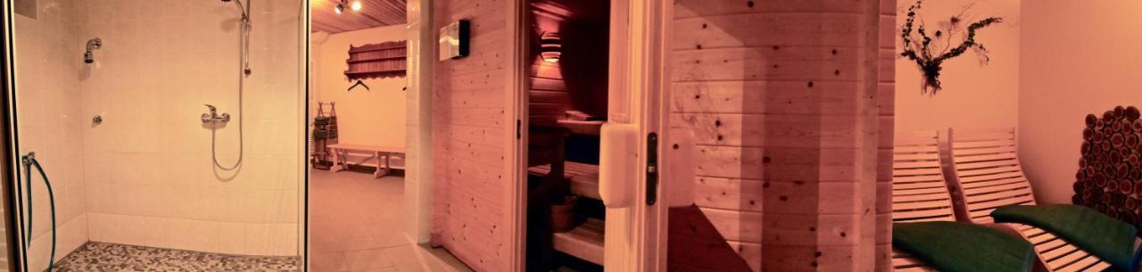 Pension Gruenes Herz Tonndorf エクステリア 写真